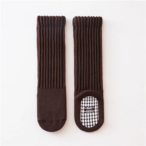 Mia’s Cozy Grippers