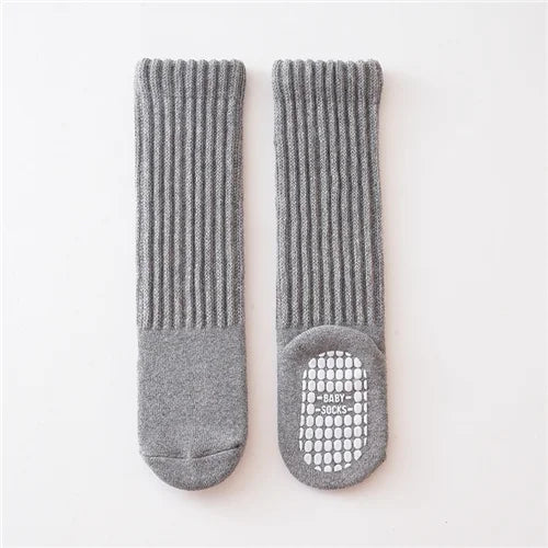 Mia’s Cozy Grippers