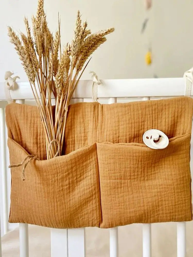 Clara’s Peaceful Pocket Organizer